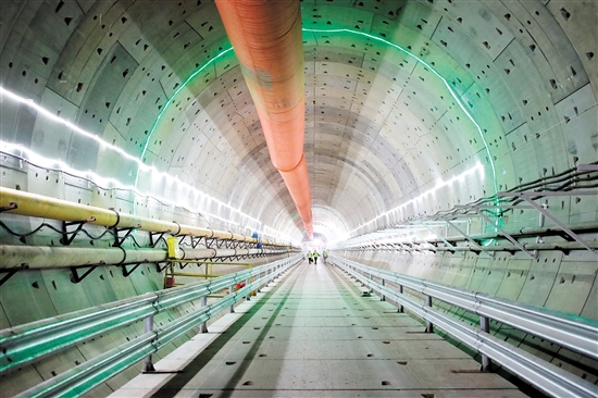 圭峰山隧道盾構(gòu)段內(nèi)部。