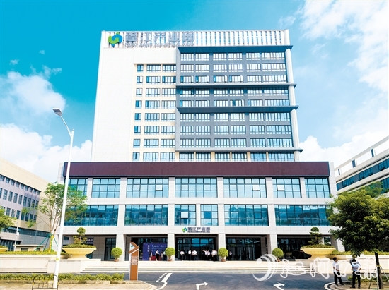 蓬江產(chǎn)業(yè)會(huì)客廳。李偉杰