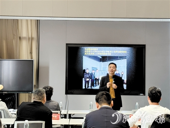 網(wǎng)絡(luò)營銷實戰(zhàn)專家石建鵬助力江門企業(yè)家打造好個人IP。