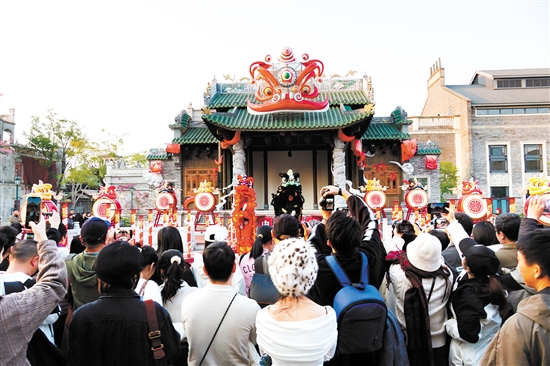 黃茅?？绾Ｍǖ篱_通后，赤坎華僑古鎮(zhèn)人氣更旺了。