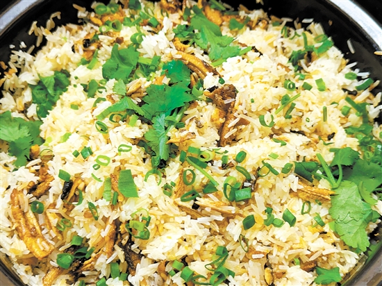 臺山黃鱔飯口感松軟，味道鮮美。