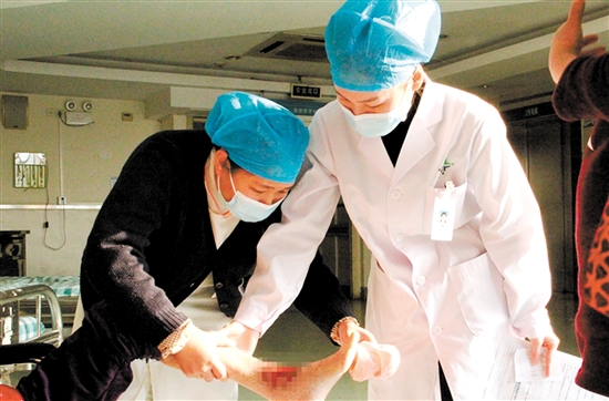 低溫燙傷常發(fā)生在人體下肢。