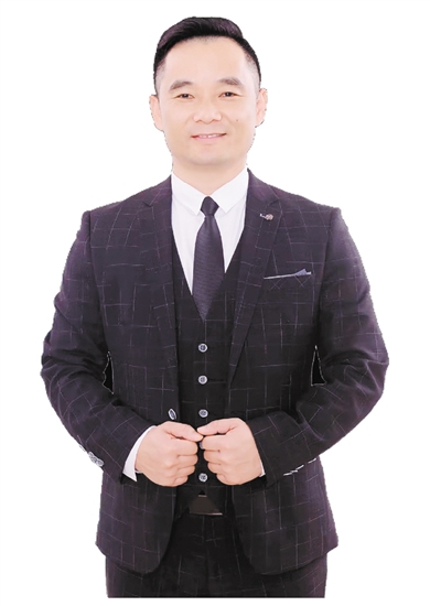 江門市青年創(chuàng)業(yè)協(xié)會會長、廣東小二街便利店