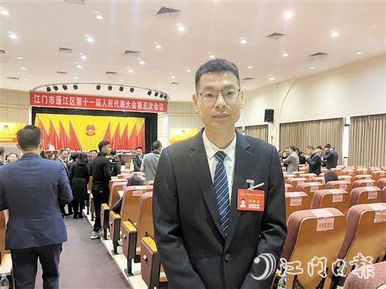 蓬江區(qū)人大代表、江門(mén)市理想家社會(huì)工作綜合服務(wù)中心法人兼總干事林嘉超