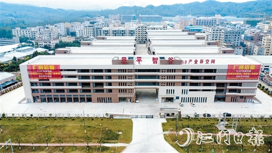 恩平智谷臨近國(guó)道G325，各項(xiàng)配套齊全。