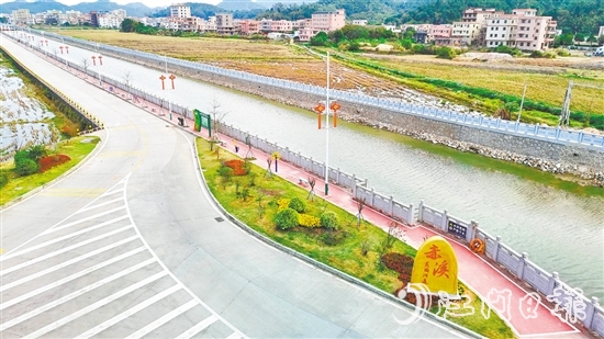 赤溪鎮(zhèn)通過岸線整治、慢行系統(tǒng)建設(shè)、危橋改造等一系列措施，讓白宵河實現(xiàn)從單一防洪功能向綜合生態(tài)廊道的華麗轉(zhuǎn)身。