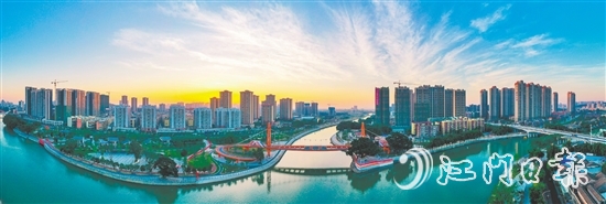 江海街道正全力構(gòu)建“總部商貿(mào)、城市中心”經(jīng)濟發(fā)展格局。圖為下沙公園。付師華