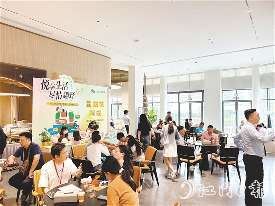 “五一”假期江海區(qū)房地產(chǎn)市場(chǎng)人氣火爆。圖為江發(fā)悅璟苑項(xiàng)目。