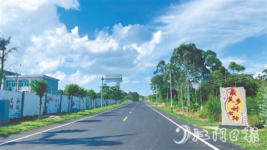 鶴山市精心打造了“綠色康養(yǎng)X524明靖線”等一批美麗農(nóng)村公路。