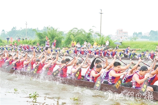 各參賽隊(duì)伍展開(kāi)激烈角逐。