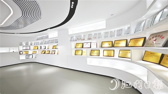 奇德新材專注于功能性高分子復(fù)合材料的研發(fā)創(chuàng)新，獲得多項榮譽。