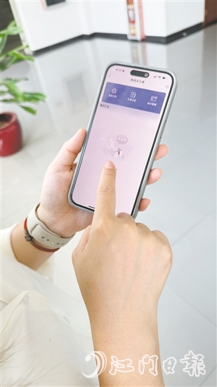 市民體驗跨境支付通。