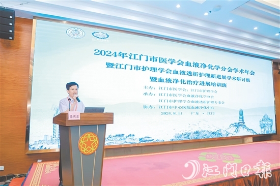 在醫(yī)院，徐慶東是患者的依靠。而在科研方面，他也取得了豐碩成果。