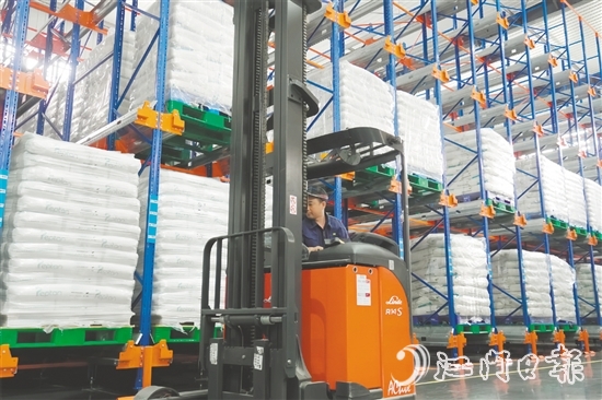 羅塞洛（廣東）明膠有限公司生產(chǎn)的食品級(jí)明膠可為保健食品、功能性食品提供膠原原料支撐。