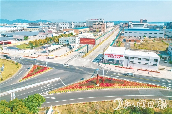 恩平工業(yè)園發(fā)展迅速，大槐集聚區(qū)成為恩平市智能裝備制造業(yè)發(fā)展的核心區(qū)。