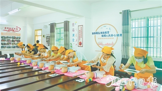 公益培訓(xùn)班的課程將理論與實(shí)操結(jié)合，讓廣大學(xué)員盡快掌握專業(yè)的婦嬰護(hù)理知識(shí)和技能。