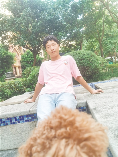 海軍大連艦艇學院魏萊