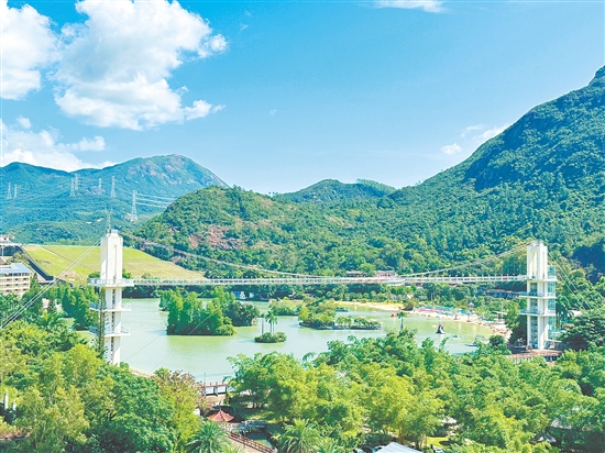 在古兜溫泉度假區(qū)享受愜意度假生活。