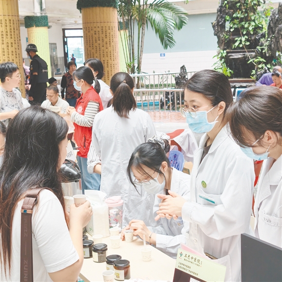 嶺南膏方得到市民青睞。