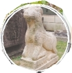 文邊村出土的“臥羊”保存完整，憨態(tài)可掬，吸引不少市民游客前來觀賞。