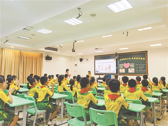 新會(huì)區(qū)開展“啟超家風(fēng)”進(jìn)校園思政課活動(dòng)。