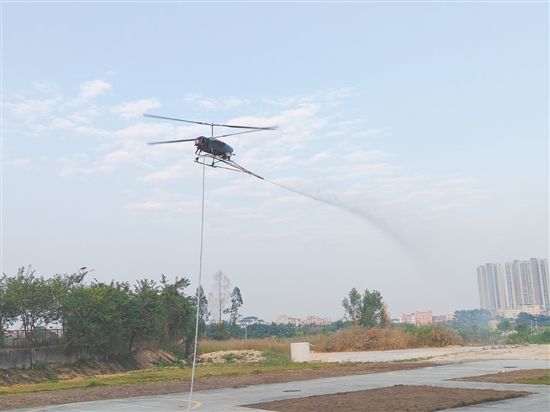 鶴山探索無(wú)人機(jī)在應(yīng)急救援領(lǐng)域的深度應(yīng)用，成功完成首次“無(wú)人機(jī)+消防”實(shí)戰(zhàn)測(cè)試。