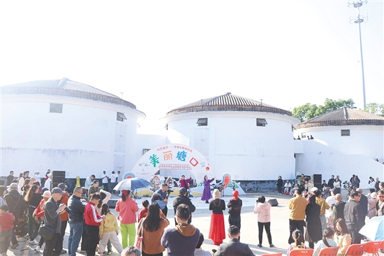 1月2日，塘口鎮(zhèn)舉辦新大眾文藝賦能鄉(xiāng)村系列活動(dòng)。