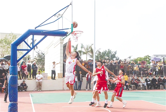 赤溪鎮(zhèn)以籃球?yàn)槊?，引?dǎo)更多澳門及海外五邑鄉(xiāng)親關(guān)注并參與家鄉(xiāng)建設(shè)。