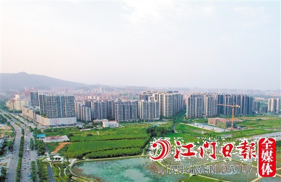 美吉特購(gòu)物廣場(chǎng)周邊有眾多樓盤。