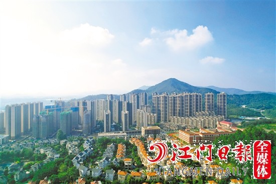 業(yè)內(nèi)人士展望明年樓市“春暖花開”。