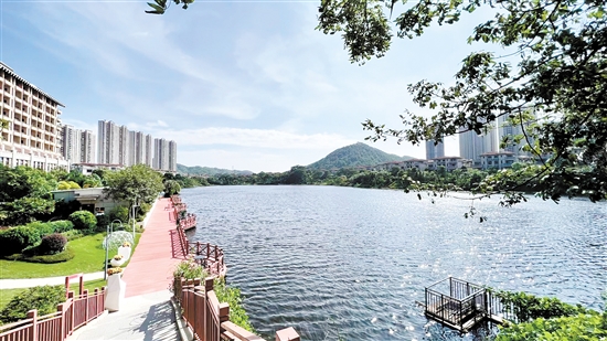 共和碧桂園·天麓湖項(xiàng)目環(huán)境優(yōu)美。