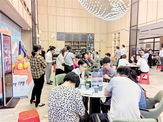 “五一”期間，不少樓盤(pán)人氣十足。