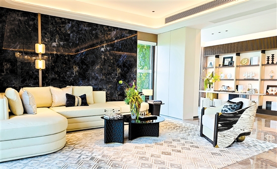 江發(fā)·翡翠觀瀾樣板房實(shí)景圖。