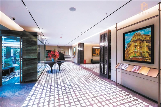 怡福·峰薈下沉式會(huì)所庭院實(shí)景圖。