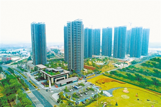 主打“超級4.0社區(qū)”全新理念的臺山博富·福美城去年網簽套數亮眼。
