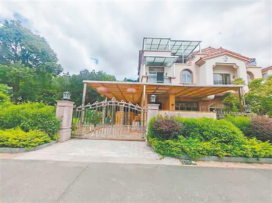 位于鶴山市址山鎮(zhèn)的一套別墅起拍總價僅78萬元。