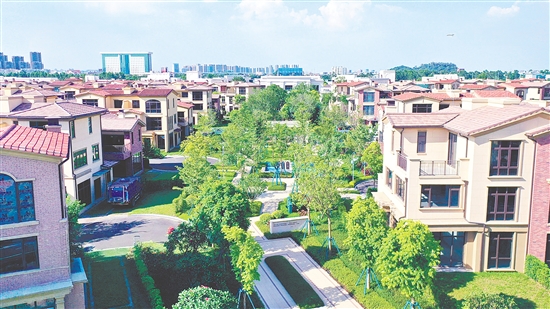 低層住宅居住舒適度高且保值率相對較高。