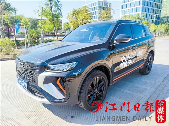 博越X的外觀變得更加年輕時(shí)尚。