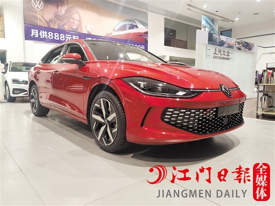 凌渡L外觀動(dòng)感十足。