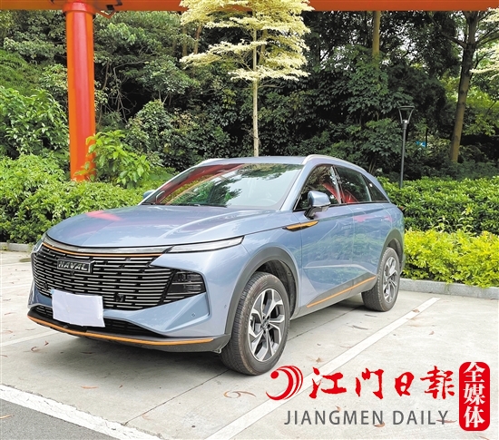 哈弗神獸外觀動感十足。