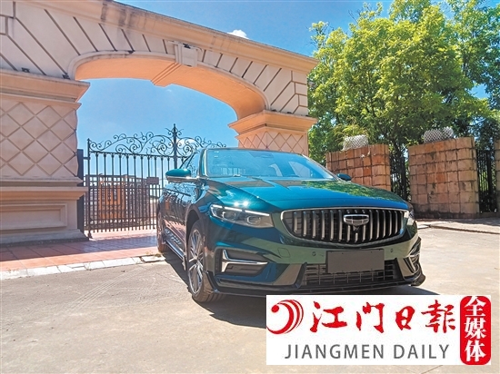 吉利星瑞2023款外觀豪華大氣。