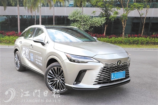 全新RX是第5代車型。