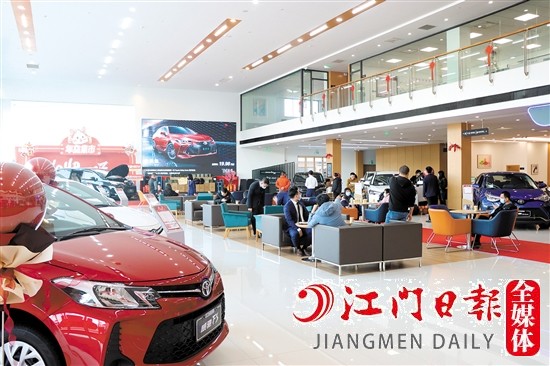 春節(jié)假期后期，4S店的客流量明顯增多。