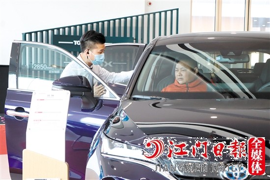 春節(jié)期間，到4S店的市民購車意愿強。