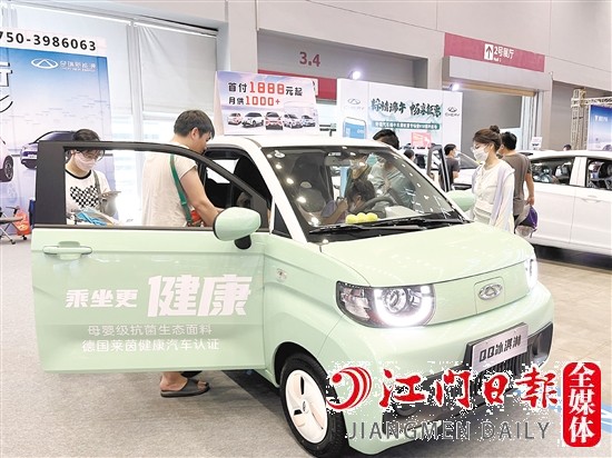 新能源汽車越來越受消費(fèi)者青睞。