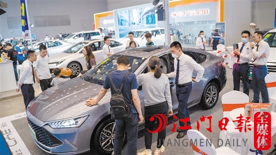 插電式混合動(dòng)力汽車吸引不少消費(fèi)者的目光。